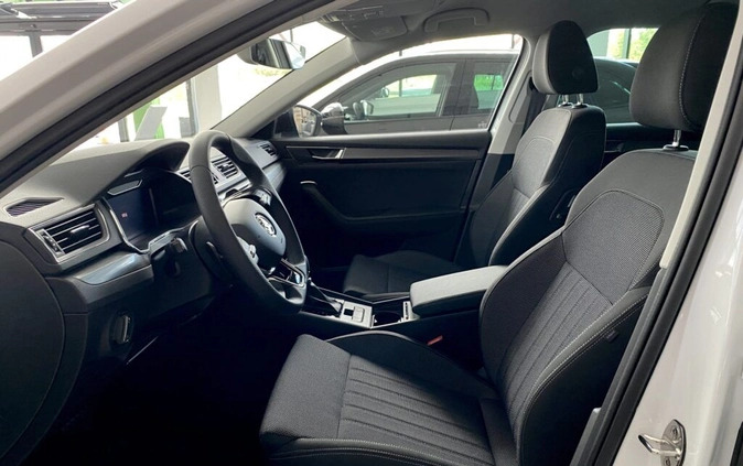 Skoda Superb cena 198700 przebieg: 1, rok produkcji 2024 z Gogolin małe 704